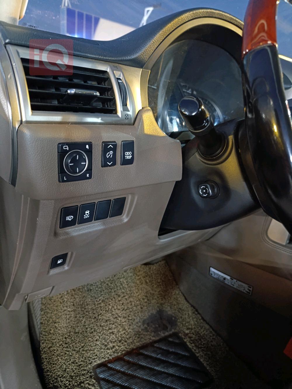 Lexus GX